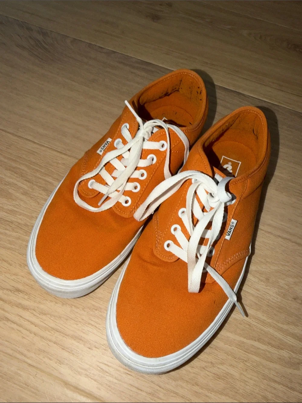 Vans Atwood sneakers Orange Canvas Low-Top Sneakers with White Accents mens 11